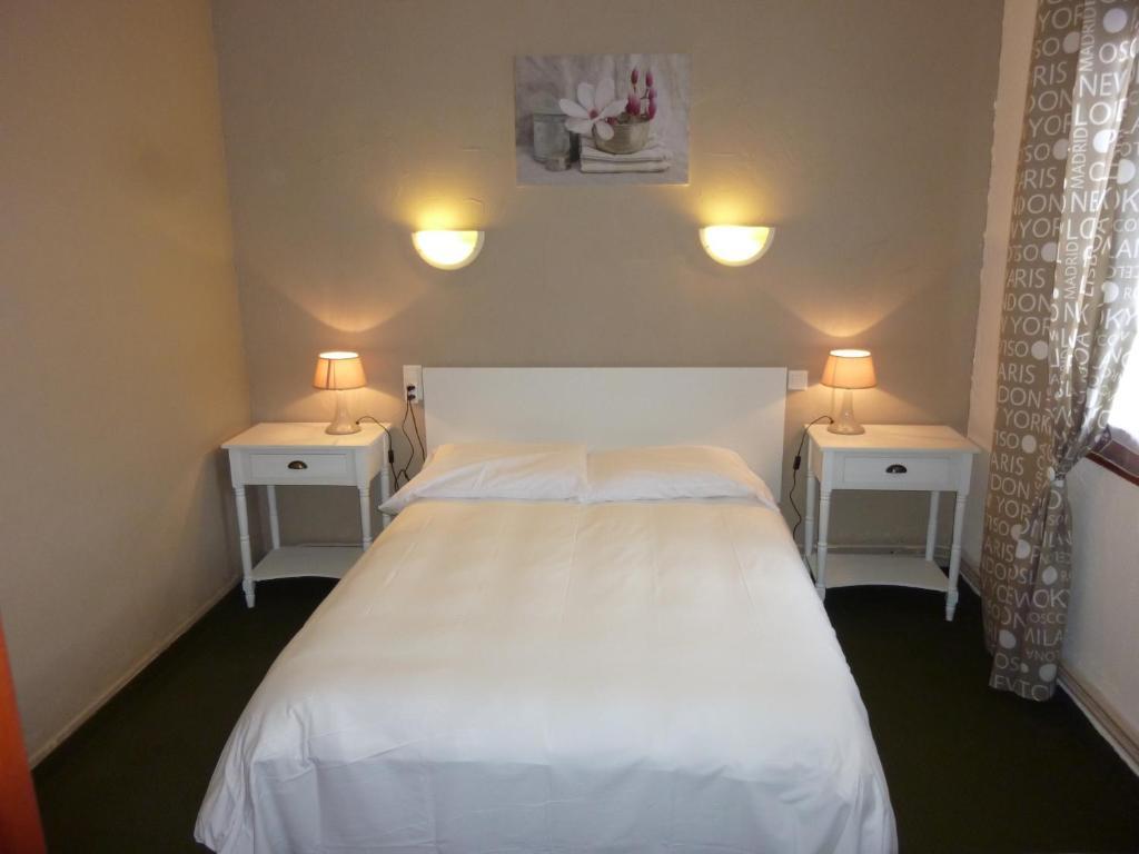 Hotel Les Glycines Prades  Phòng bức ảnh