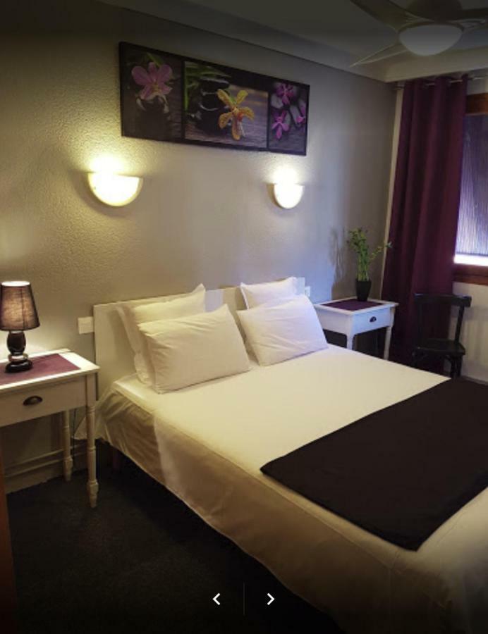 Hotel Les Glycines Prades  Ngoại thất bức ảnh